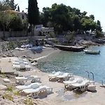 With A Parking Space Hvar - 5719 * Χβαρ