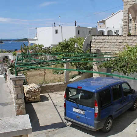 Apartment With A Parking Space Hvar - 5719