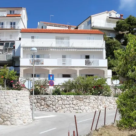 With A Parking Space Hvar - 5719 * Χβαρ