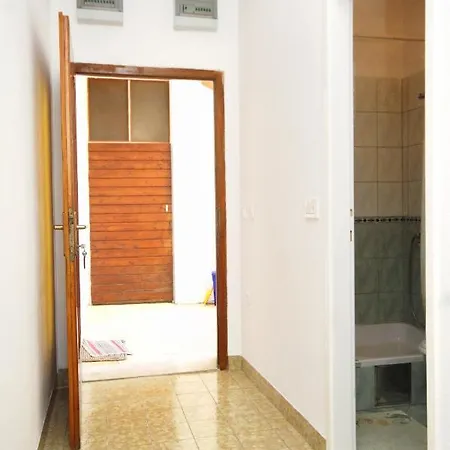 With A Parking Space Hvar - 5719 *