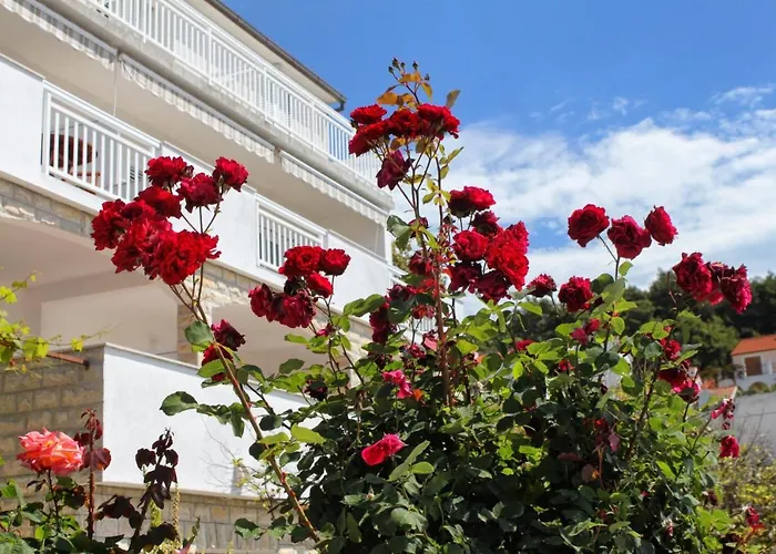 With A Parking Space Hvar - 5719 Apartamento *