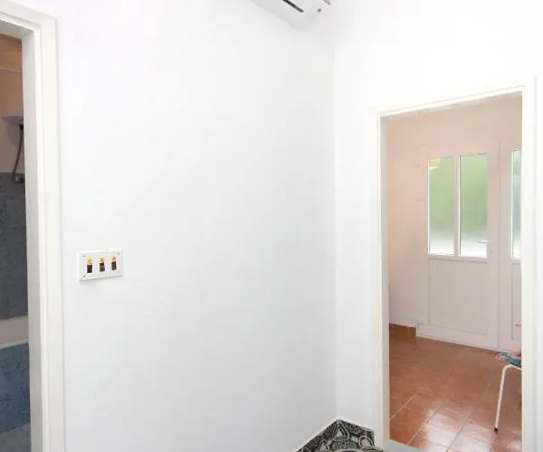 Apartamento With A Parking Space Hvar - 5719