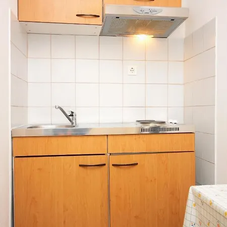 With A Parking Space Hvar - 5719 Apartman