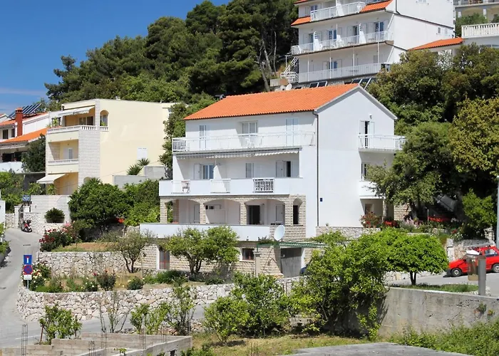 Апартаменты With A Parking Space Hvar - 5719