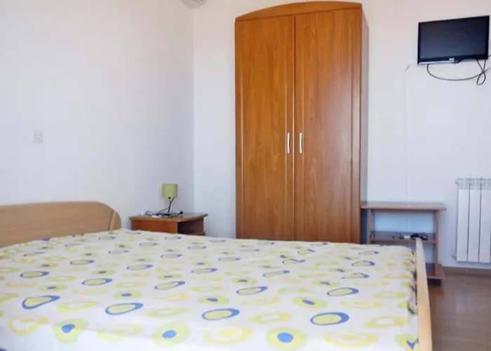 Апартаменты With A Parking Space Hvar - 5719 Хвар