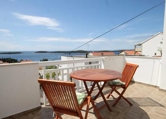 With A Parking Space Hvar - 5719 Апартаменты Хвар