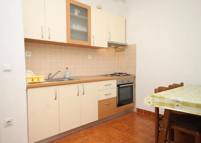 With A Parking Space Hvar - 5719 Хвар