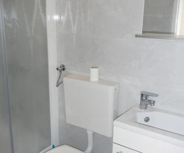 Апартаменты With A Parking Space Hvar - 5719 Хвар