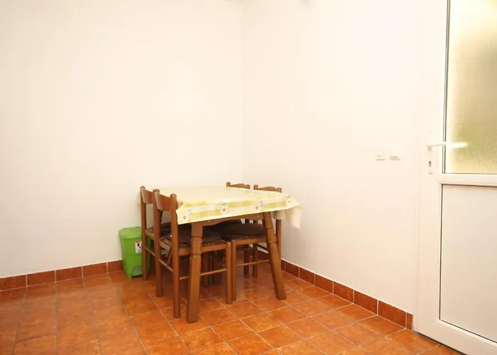 Апартаменты With A Parking Space Hvar - 5719 Хвар